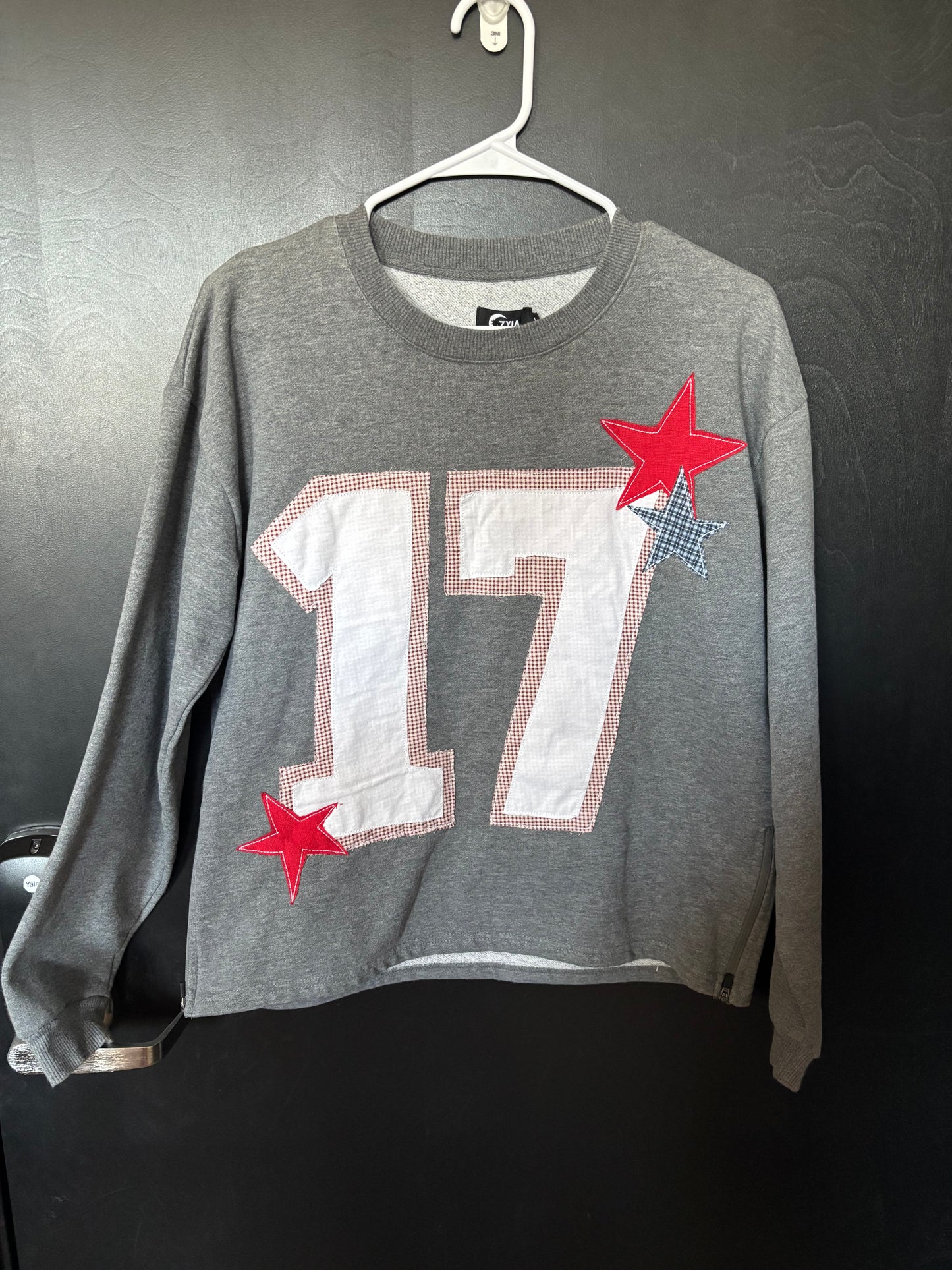 17 Zip Crewneck