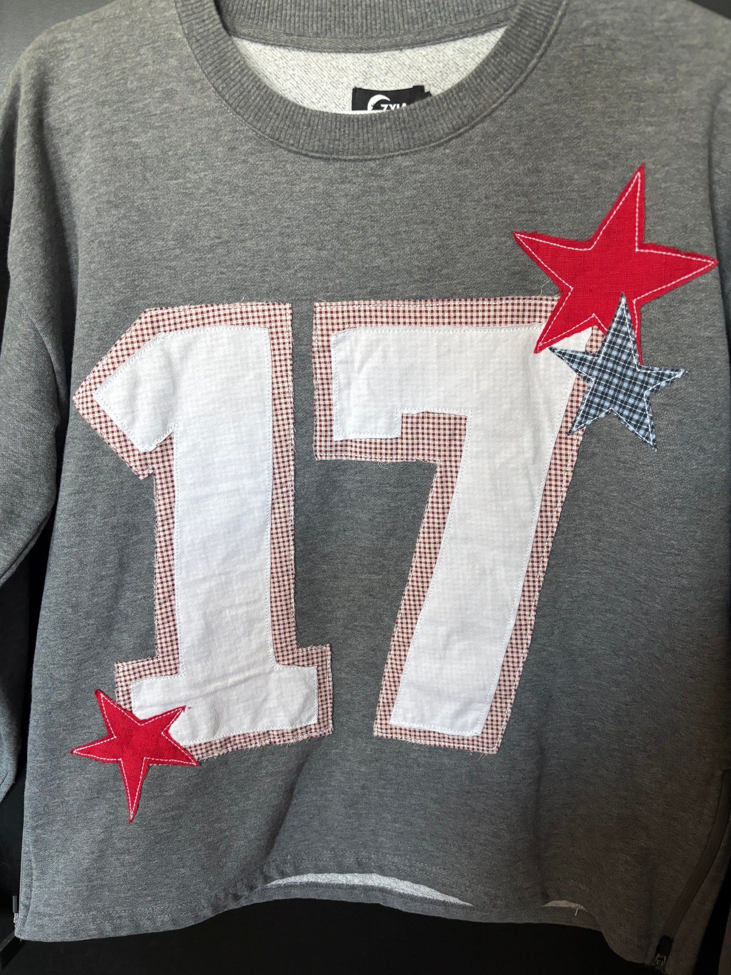 17 Zip Crewneck