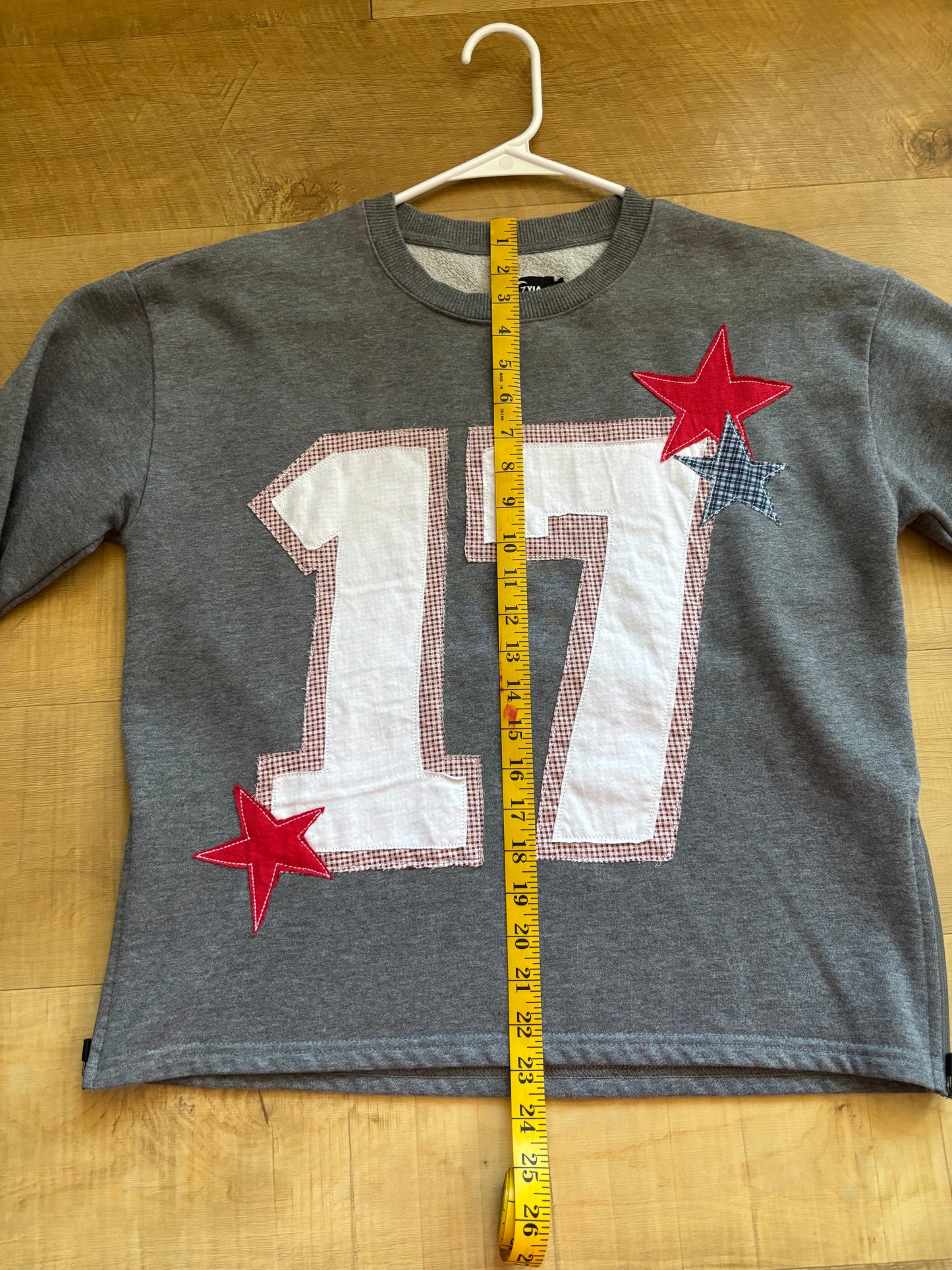 17 Zip Crewneck